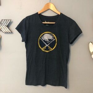 Buffalo Sabres tshirt size medium